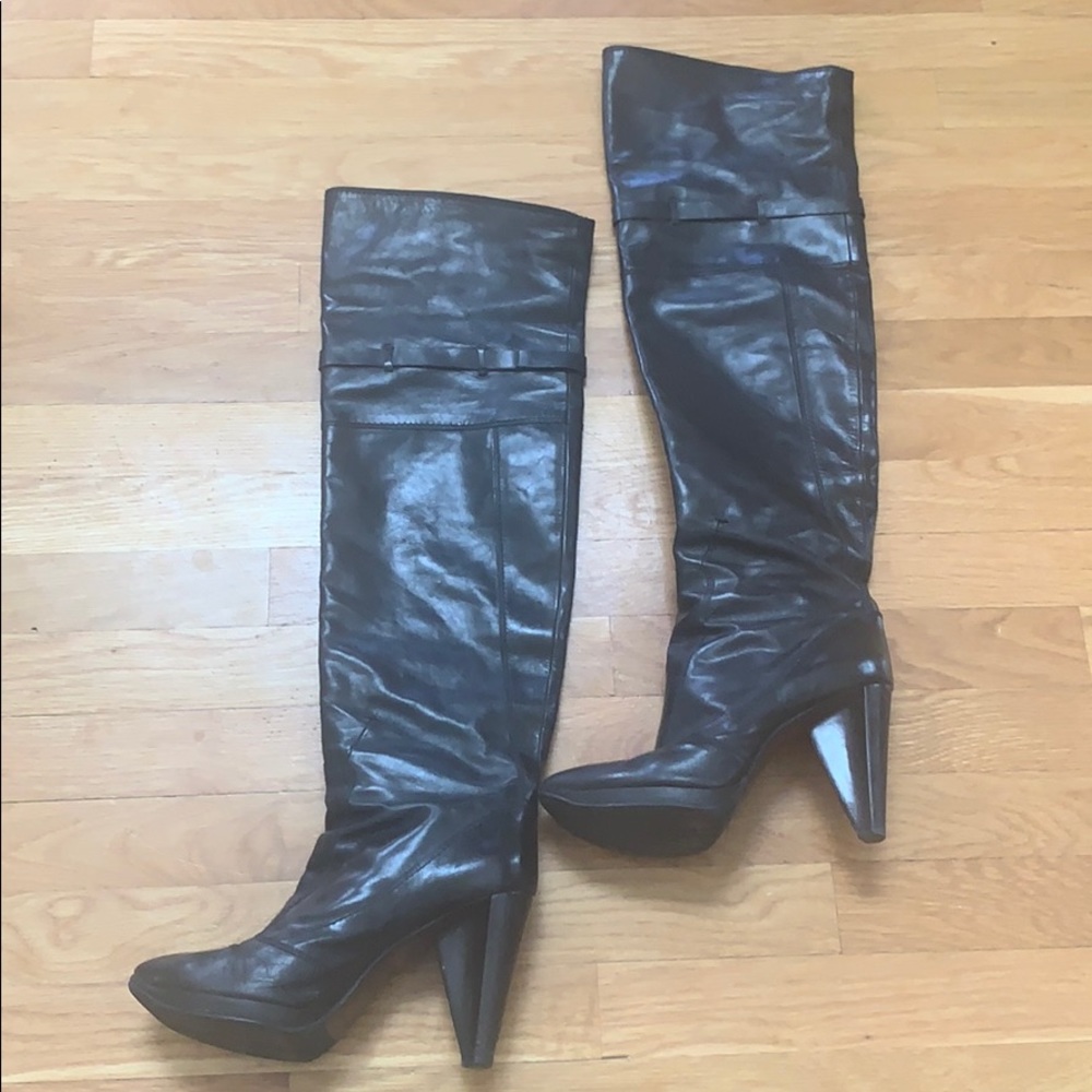 COSTUME NATIONAL thigh high leather boots